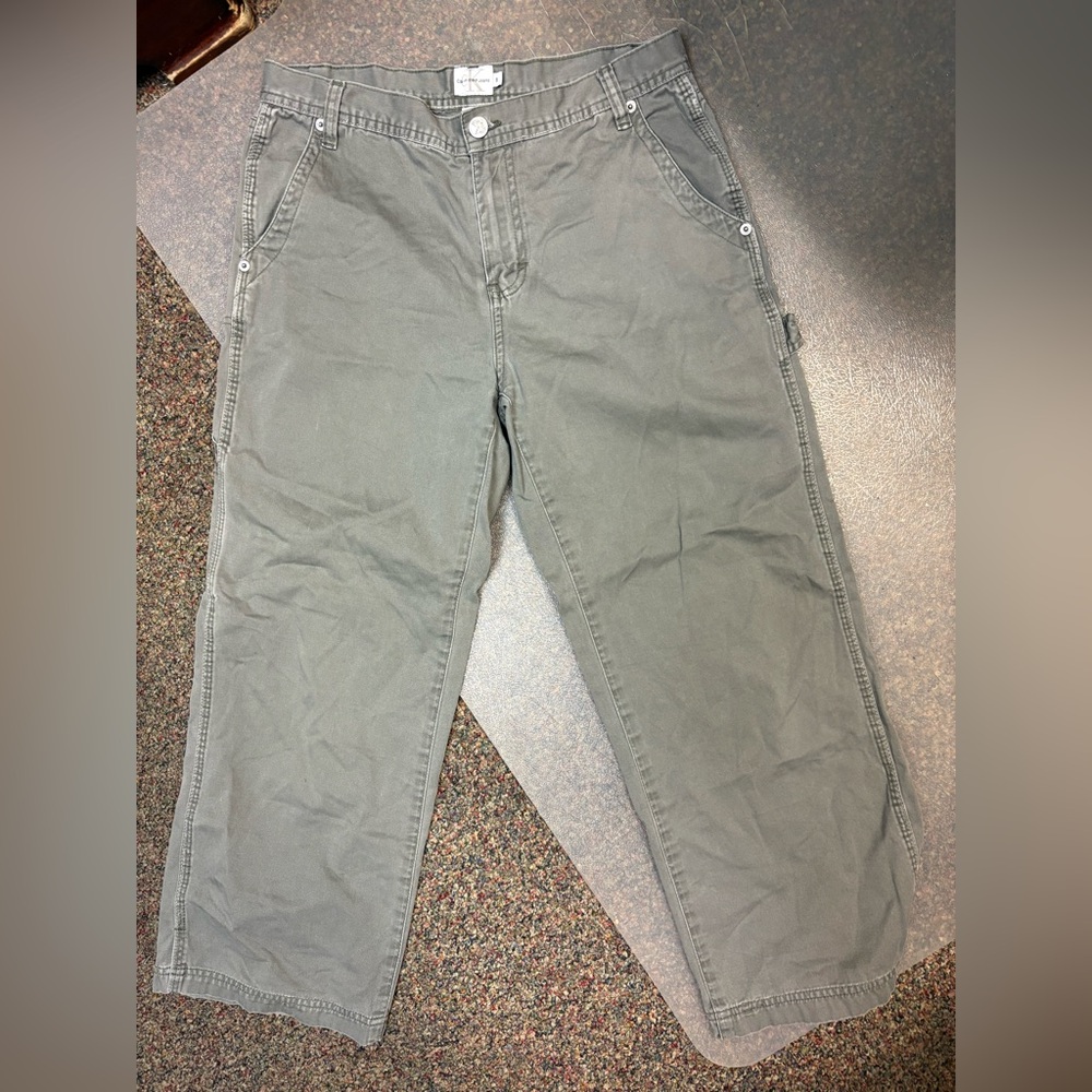 Calvin Klein Jeans Women's Cargo Pants — Gray